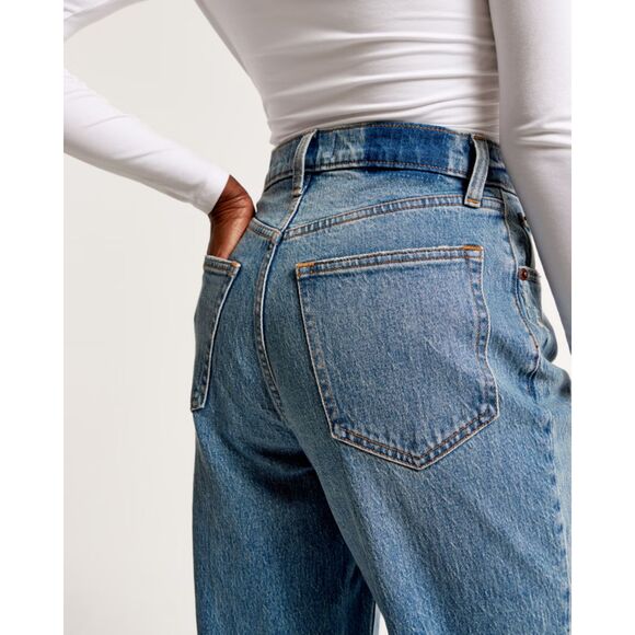 Abercrombie & Fitch The 90's Straight Ultra High Rise Jean, Medium, Size 27/4R - Picture 5 of 12